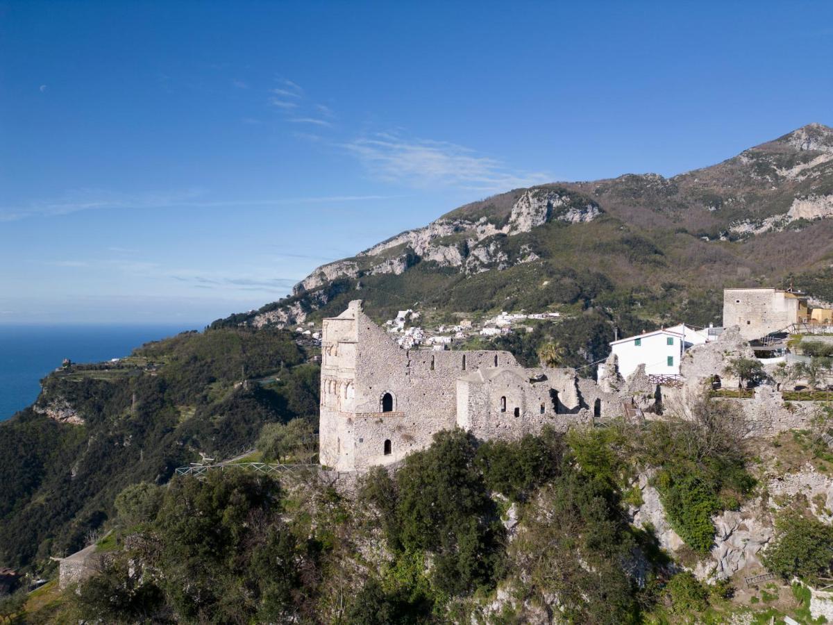 Casa Fiore Pontone Bagian luar foto